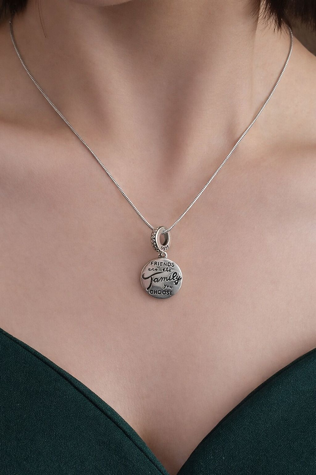 Friend Family Çelik Kolye