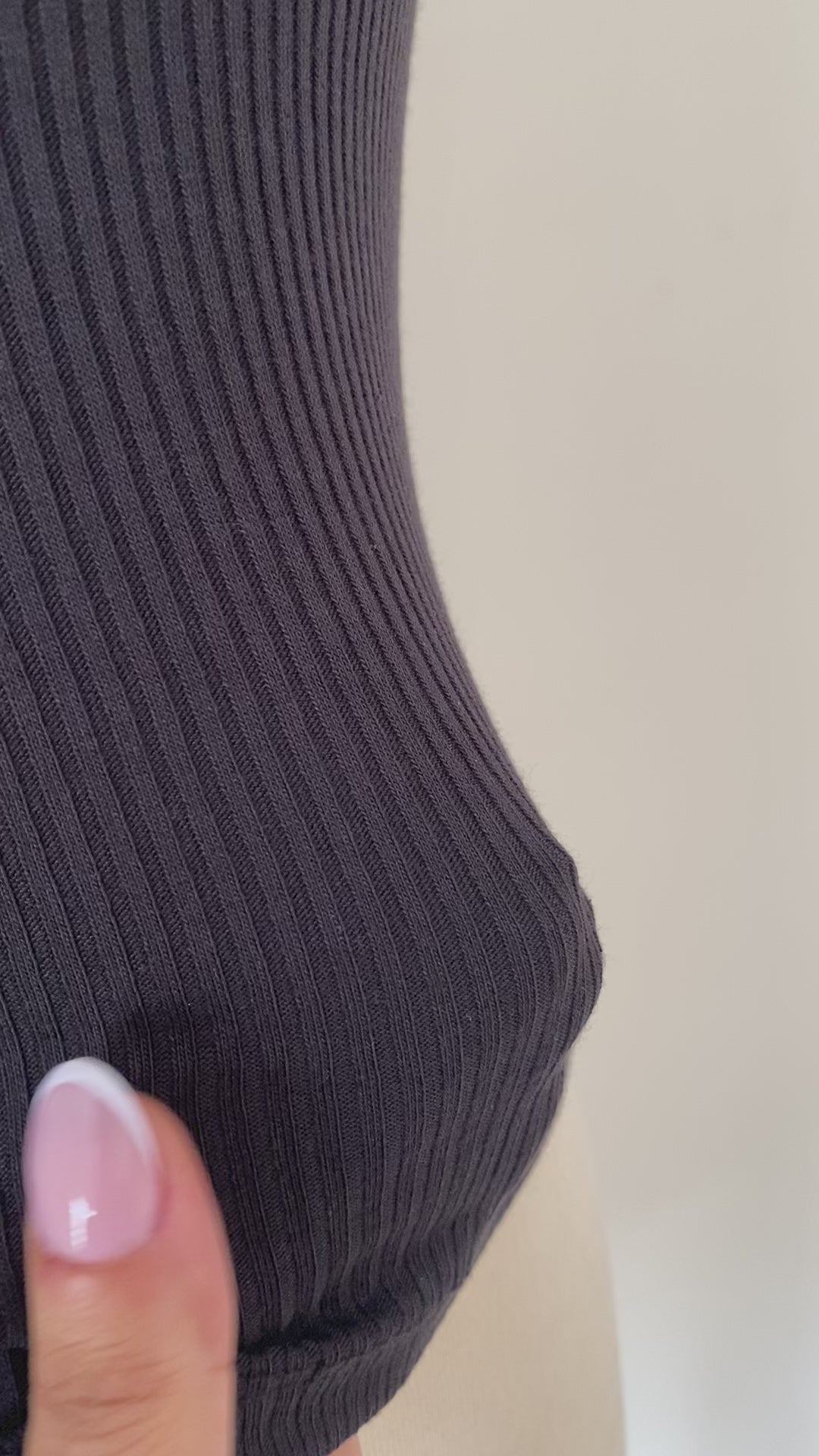 Black Fitilli Askılı Bluz