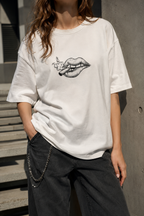 White Shut Up Kiss Me Oversize T-shirt